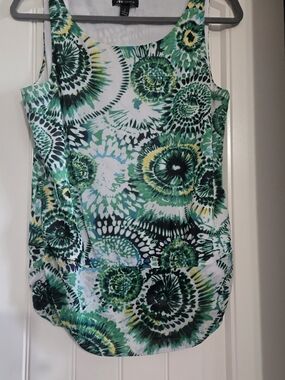 AB Studio Green and White Spiral Print Tank